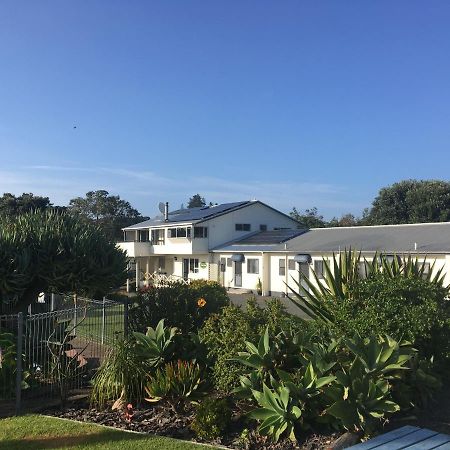 Pukenui Lodge Motel Екстер'єр фото